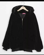 Black / M