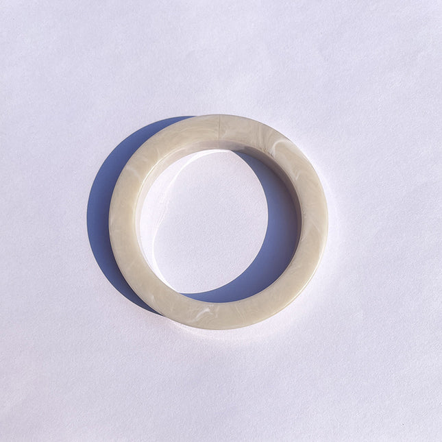 Women's Exaggerated Acrylic Marbling Bracelet – 6 Bold Styles