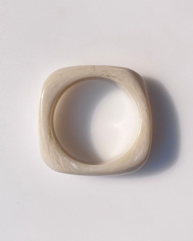 Women's Exaggerated Acrylic Marbling Bracelet – 6 Bold Styles